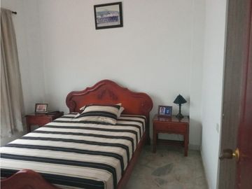 CASA EN VENTA DE 4 PISOS INDEPENDIENTES PRADOS DEL LIMONAR JD-KT