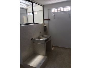 CASA EN VENTA DE 4 PISOS INDEPENDIENTES PRADOS DEL LIMONAR JD-KT