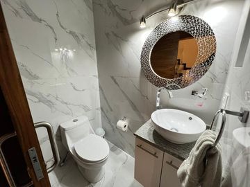 Hermosa Propiedad en Hacienda  Casa Fuerte