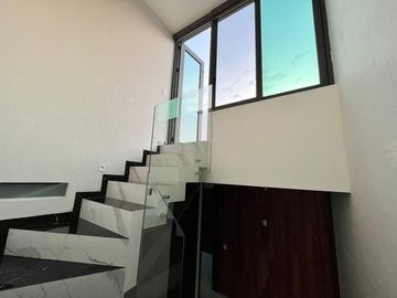 Hermosa Propiedad en Hacienda  Casa Fuerte