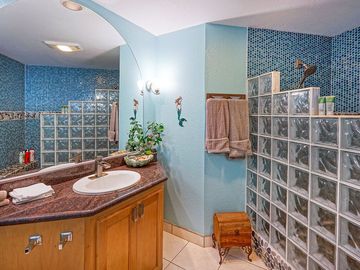 304-B | Oceanfront Condo For Sale in Costa Bella