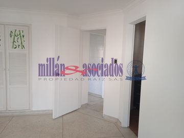 Apartamento en venta edificio potos en Pereira Cod 6316226