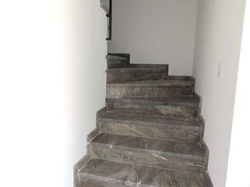 VENTA DE CASA NUEVA EN LA ANTIGUA CEMENTERA, CERCA DE GALERIAS SERDAN 3RECAMARAS