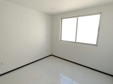 VENTA DE CASA NUEVA EN LA ANTIGUA CEMENTERA, CERCA DE GALERIAS SERDAN 3RECAMARAS