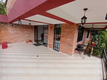 CASA CAMPESTRE EN VENTA VIA MORELIA- PEREIRA