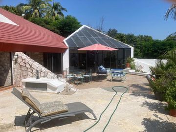 Venta casa en Tequesquitengo Morelos
