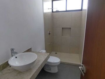 Venta de casa con 3 habitaciones en Residencial Praderas del Mayab