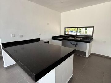 Venta de casa con 3 habitaciones en Residencial Praderas del Mayab