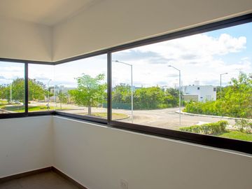Venta de casa con 3 habitaciones en Residencial Praderas del Mayab