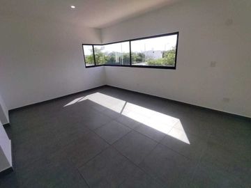 Venta de casa con 3 habitaciones en Residencial Praderas del Mayab