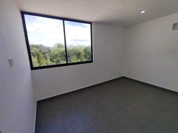 Venta de casa con 3 habitaciones en Residencial Praderas del Mayab
