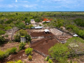 Amplio Rancho en venta en Dzilam de gonzalez, todos los servicios.