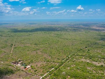 Amplio Rancho en venta en Dzilam de gonzalez, todos los servicios.