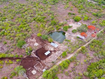 Amplio Rancho en venta en Dzilam de gonzalez, todos los servicios.