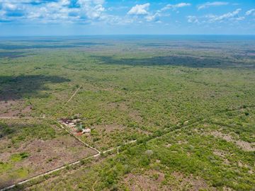 Amplio Rancho en venta en Dzilam de gonzalez, todos los servicios.