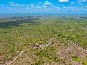Amplio Rancho en venta en Dzilam de gonzalez, todos los servicios.