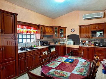 QUINTA Y RANCHO GANADERO Y DE SIEMBRA EN CORREDOR CADEREYTA-ALLENDE