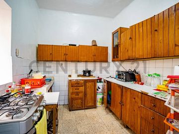 DEPARTAMENTO AMPLIO EN VENTA – LINCE (LÍMITE CON SAN ISIDRO)