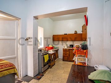 DEPARTAMENTO AMPLIO EN VENTA – LINCE (LÍMITE CON SAN ISIDRO)