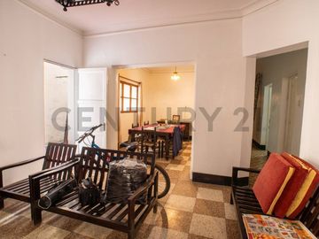 DEPARTAMENTO AMPLIO EN VENTA – LINCE (LÍMITE CON SAN ISIDRO)