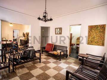 DEPARTAMENTO AMPLIO EN VENTA – LINCE (LÍMITE CON SAN ISIDRO)