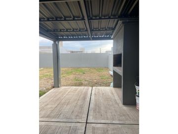 VENTA CASA 3 DORMITORIOS EN 1 SOLA PLANTA EN DOCTA CORDOBA