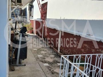 CASA EN VENTA EN ZONA CENTRO