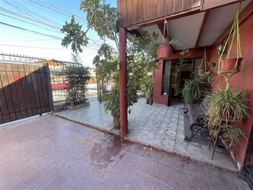 Casa en Venta en CAPITAL AVALOS CON SOFIA EASTMAN DEMEUS CON MANUEL ROJAS