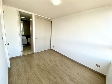 Departamento en Venta en Avenida Manuel Antonio Matta / Carmen
