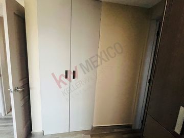 CASA EN VENTA EN COLONIA PRADOS DEL TECNOLOGICO A MIN. DEL TEC DE MONTERREY EN PRIVADA