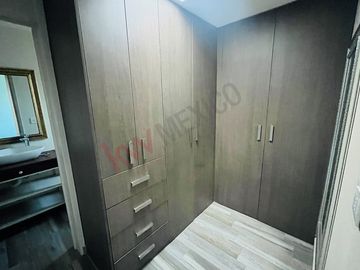 CASA EN VENTA EN COLONIA PRADOS DEL TECNOLOGICO A MIN. DEL TEC DE MONTERREY EN PRIVADA