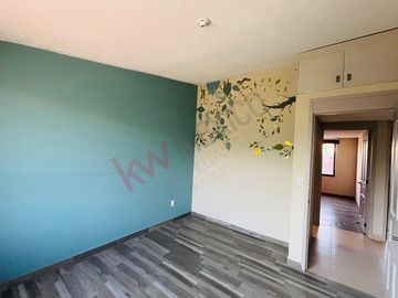 CASA EN VENTA EN COLONIA PRADOS DEL TECNOLOGICO A MIN. DEL TEC DE MONTERREY EN PRIVADA