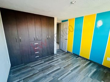 CASA EN VENTA EN COLONIA PRADOS DEL TECNOLOGICO A MIN. DEL TEC DE MONTERREY EN PRIVADA