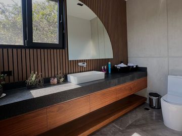 Residencia en venta, Rancho San Juan