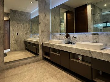 Residencia en venta, Rancho San Juan