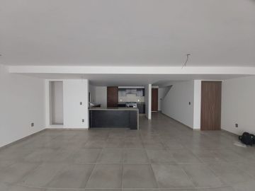 Preciosa Casa en Juriquilla, La Gran Reserva PRESERVE, 3 Recamaras, Jardín, ROOF