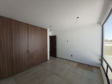 Preciosa Casa en Juriquilla, La Gran Reserva PRESERVE, 3 Recamaras, Jardín, ROOF