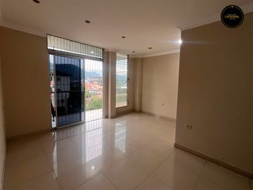 Departamento de venta en Urdesa Central – código:21559