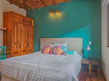 CASA EN VENTA CON EXCELENTE UBICACIÓN EN AVANDARO.