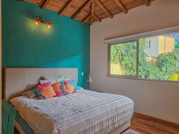 CASA EN VENTA CON EXCELENTE UBICACIÓN EN AVANDARO.