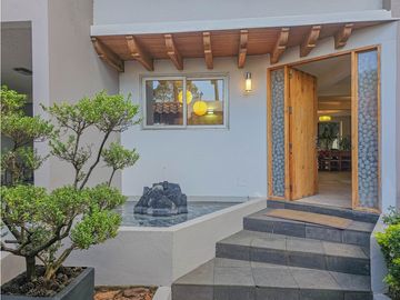 CASA EN VENTA CON EXCELENTE UBICACIÓN EN AVANDARO.