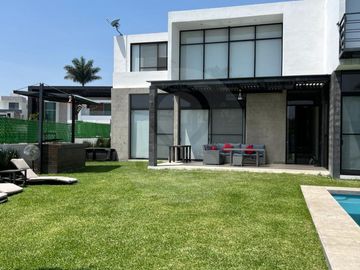 Casa en venta en Fraccionamiento Lomas de Cocoyoc