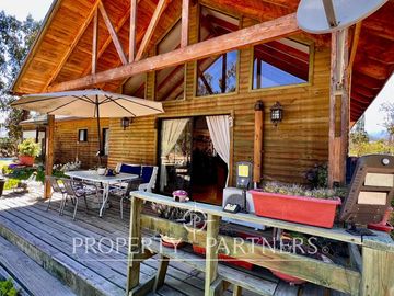 Hermosa Casa de Campo en parcela de 10.000 m/2 en Catapilco, Zapallar
