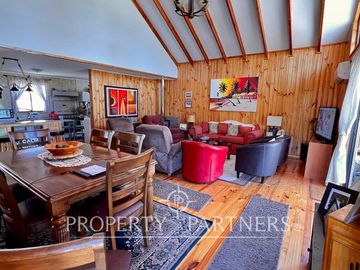 Hermosa Casa de Campo en parcela de 10.000 m/2 en Catapilco, Zapallar
