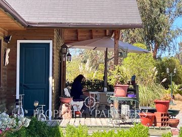 Hermosa Casa de Campo en parcela de 10.000 m/2 en Catapilco, Zapallar
