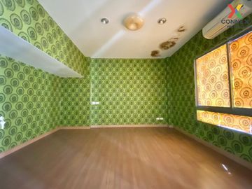 FOR SELL townhouse Baan Klang Muang The Royal Monaco Srinakarin-Pattanakarn BTS-Nana CX-97875