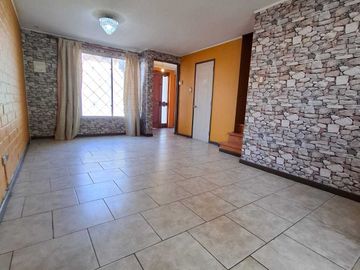 Casa en venta en MAIPÚ