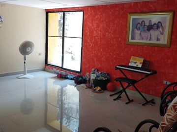 VENDO CASA EN EL POBLADO