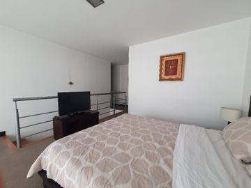 Renta Loft amoblado - piso alto- República del  Salvador . Parque La Carolina