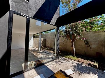 Duplex en Venta  en City Bell de 3 dormitorios en 21 entre 467 y 471
